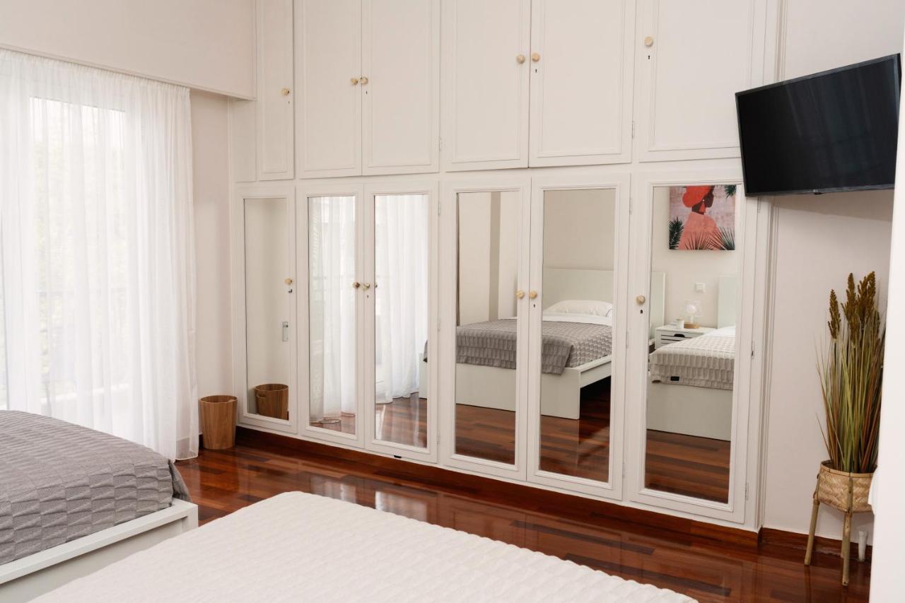 アテネVisum Acropol ,3Br - Private Terrace-Jacuzzi - Amazing Viewアパートメント エクステリア 写真