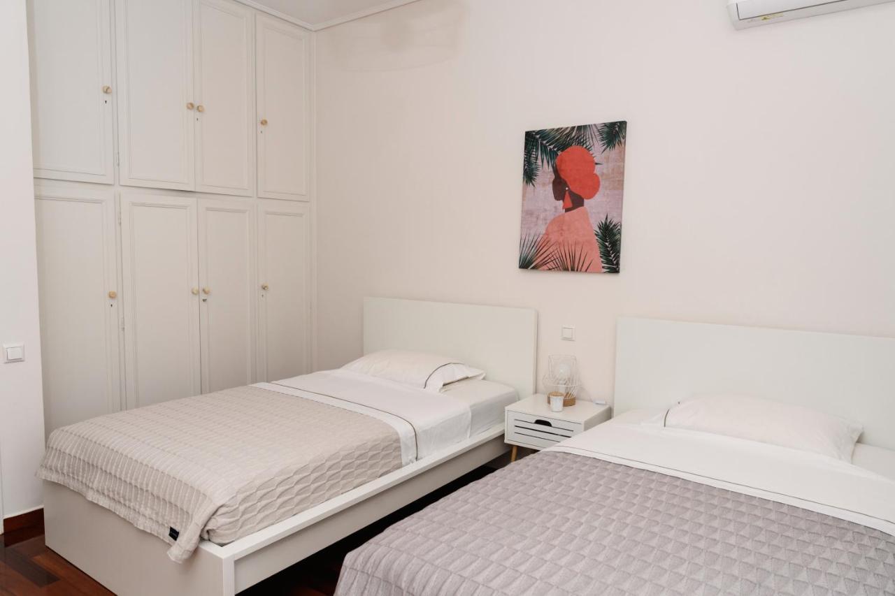 アテネVisum Acropol ,3Br - Private Terrace-Jacuzzi - Amazing Viewアパートメント エクステリア 写真