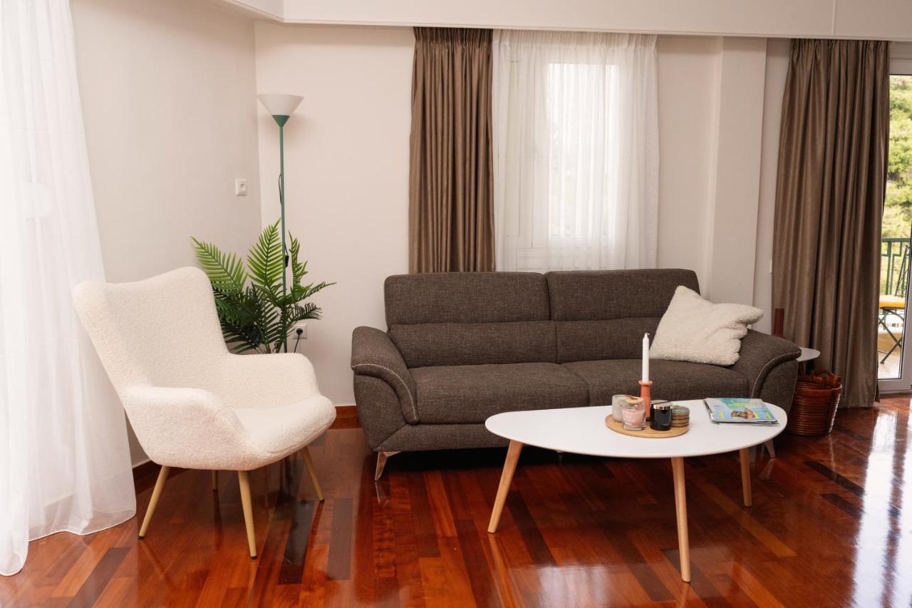 アテネVisum Acropol ,3Br - Private Terrace-Jacuzzi - Amazing Viewアパートメント エクステリア 写真