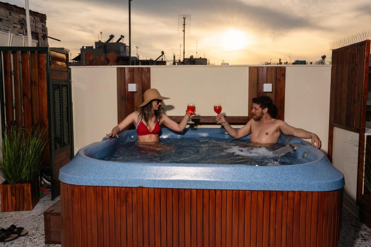 アテネVisum Acropol ,3Br - Private Terrace-Jacuzzi - Amazing Viewアパートメント エクステリア 写真